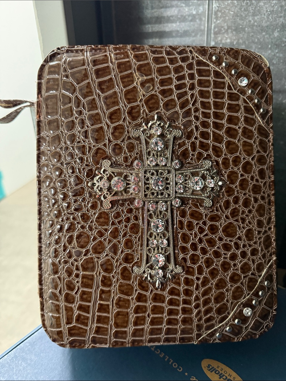 Brown Croc-Embossed Jewel Cross Wallet